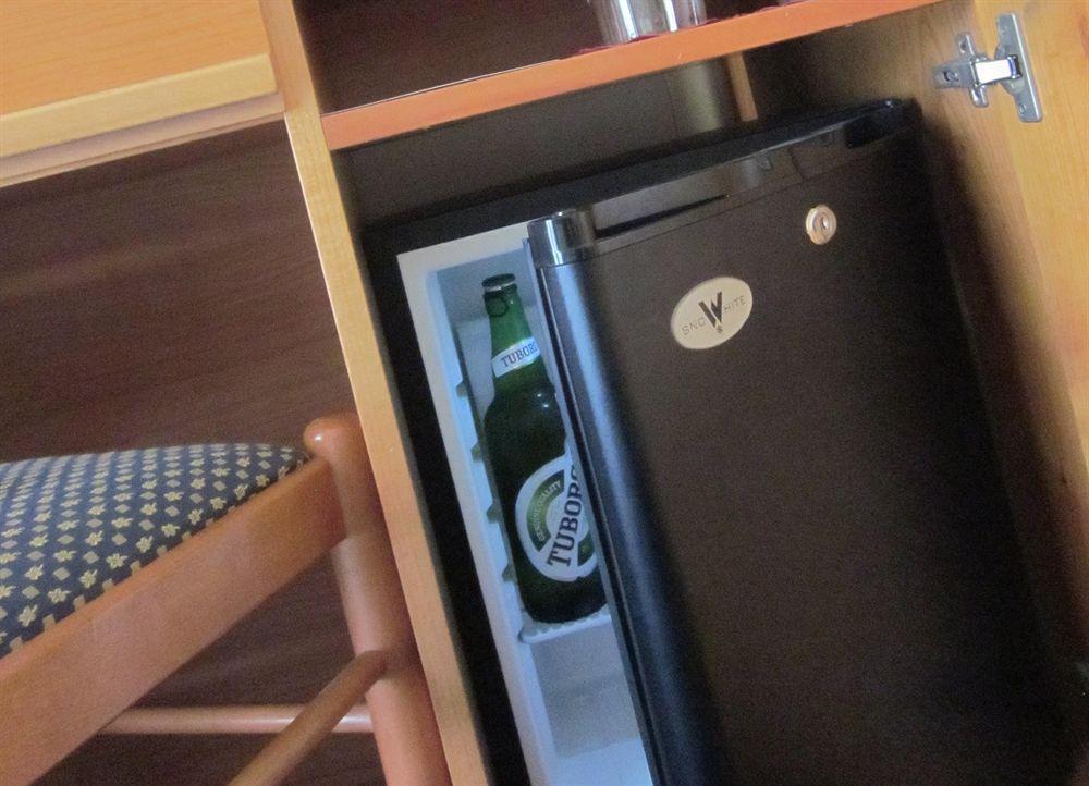 Hotel Marina Torri Del Benaco Zewnętrze zdjęcie